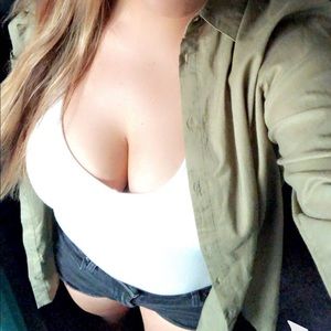 Forever 21 long sleeve button up loose fit shirt